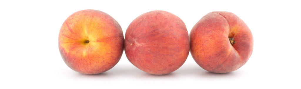 peaches isolated
